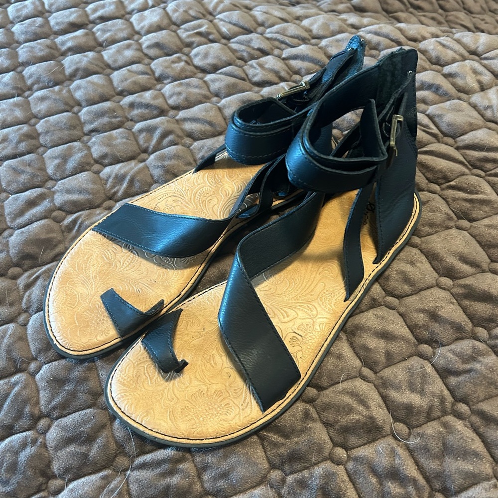 Elegant Black Leather Sandals